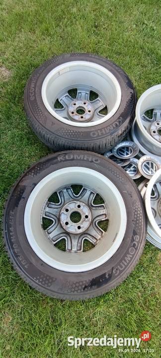 Alufelgi R14 z 2 oponami KUMHO 16570R14 Nysa