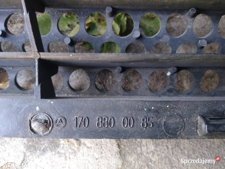 Mercedes SLK R 170 Atrapa Grill OE 170 880 00 85