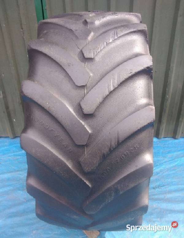 Opona Goodyear Optitrac R 60070 R 28