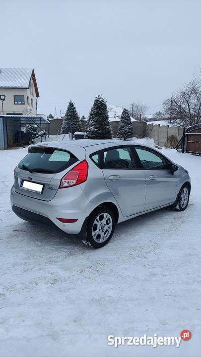 Ford Fiesta 14 96 bogate wyposażenie MP3