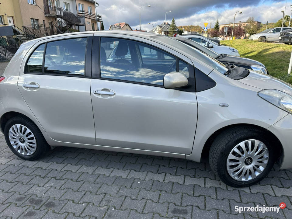 Toyota Yaris 5 drzwi10 Benzyna VVTiNiski 4/5 Wejherowo