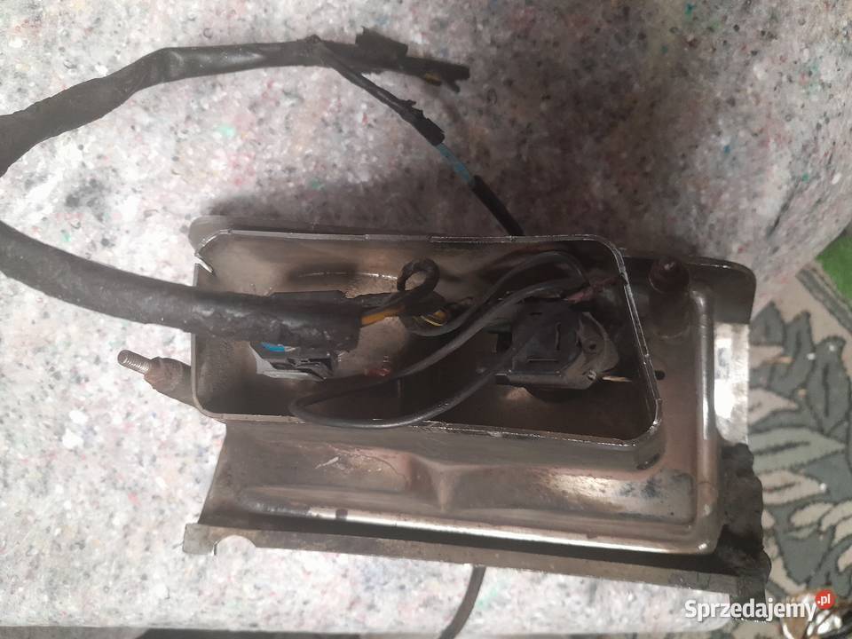 Lampa z kierunkowskazem przednia w błotniku fiat Skarszewy