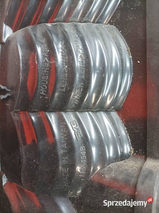 LAMPA TYŁ LEWA EU VW Volkswagen Caddy III 2003