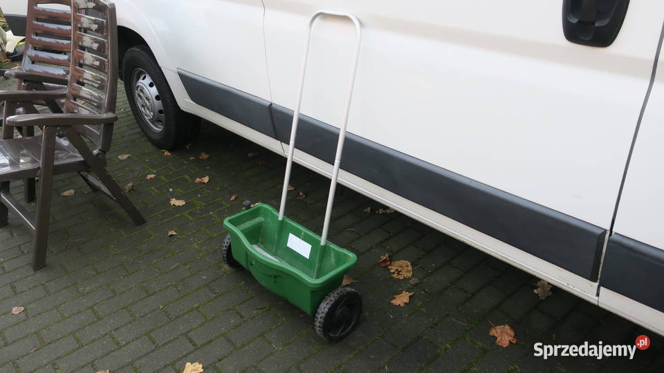 Siewnik do trawy nawozu Wrzosowo sprzedam