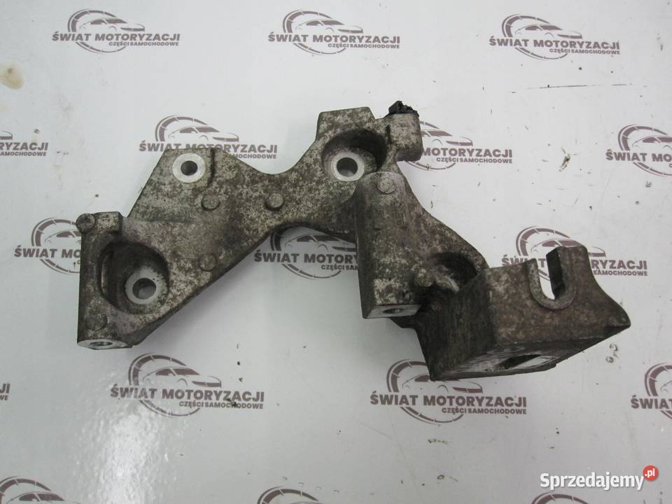 JUKE 16 VVT 12r łapa wspornik silnika osobowe