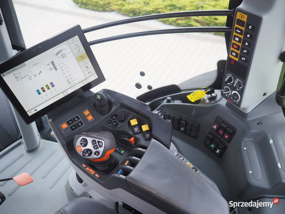 Claas Axion 810 Cmatic przygotowany do systemu Stęszew