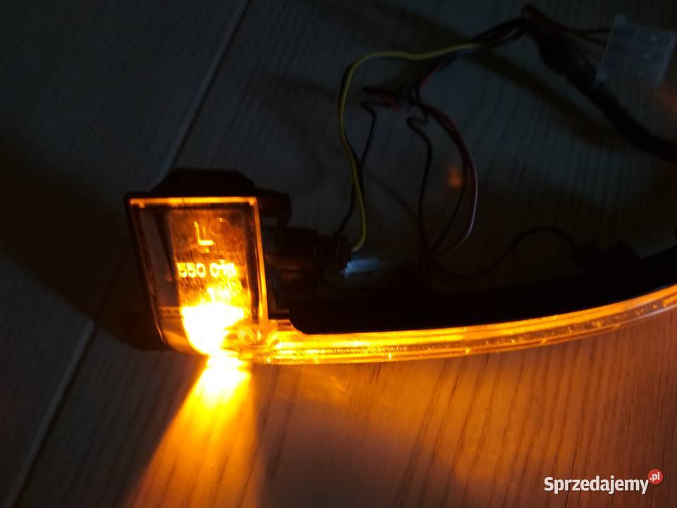 Kierunkowskaz lewy lusterka LED Audi A3 8P A4 B8 Lublin sprzedam