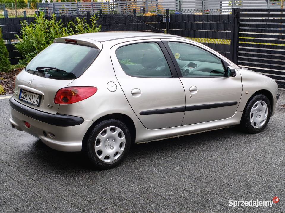 Peugeot 206 14 benzyna KFW 75 2005 przebieg Bolesławiec
