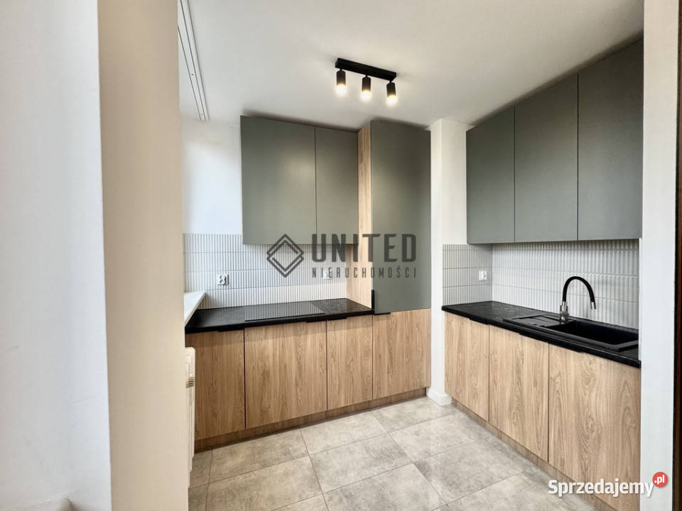 ulicy Komandorskiej Piętro 7 dolnośląskie