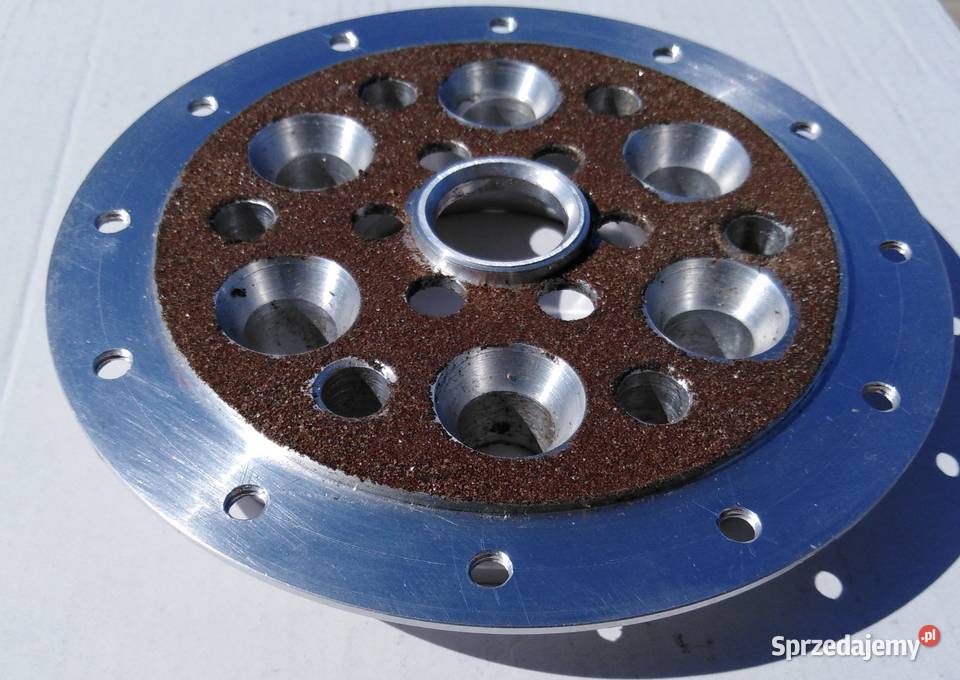 Tulejadystans pod śmigło samolotu lekkiego ULL