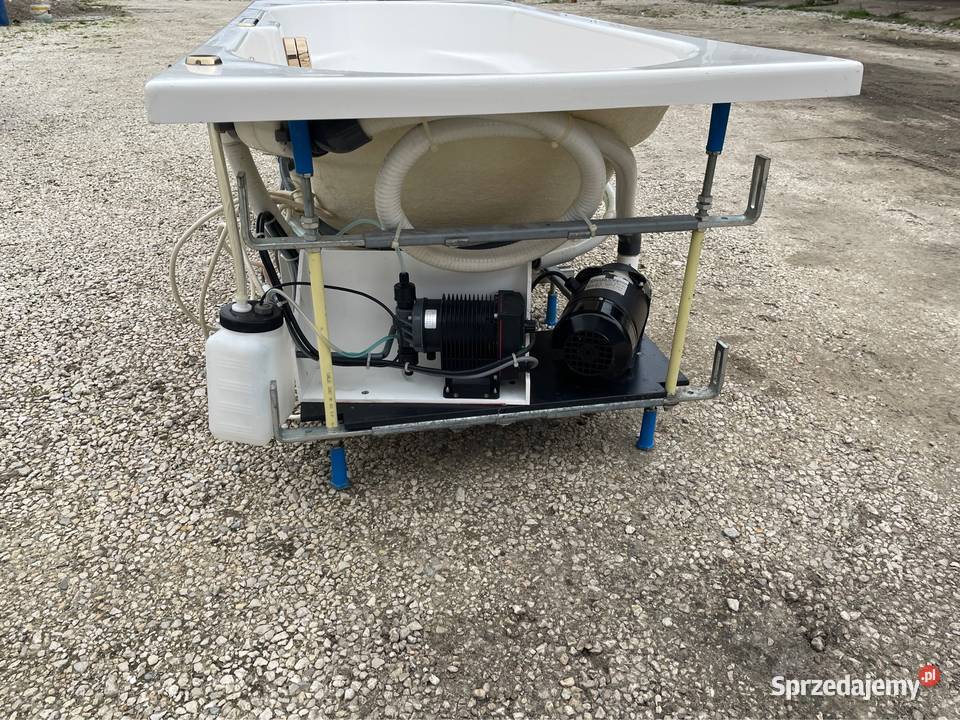 Wanna z hydromasażem Duscholux Przebendów