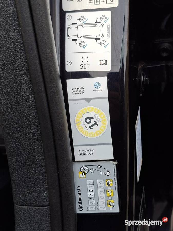 Mam na sprzedaż pięknego czarnego Volkswagen bluetooth