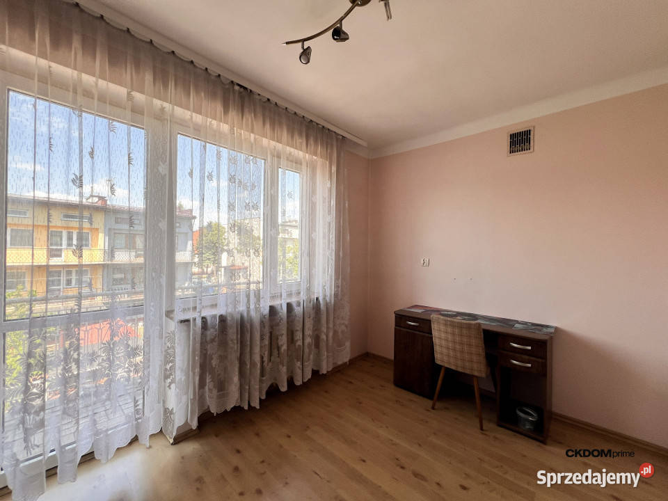 Kameralny bliźniak 260 m Idalin Radom 3 garaże
