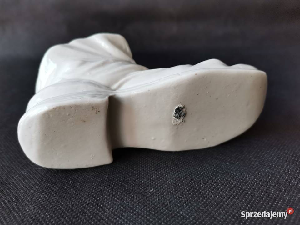 Stara nieużywana popielniczka figurka Mysz w