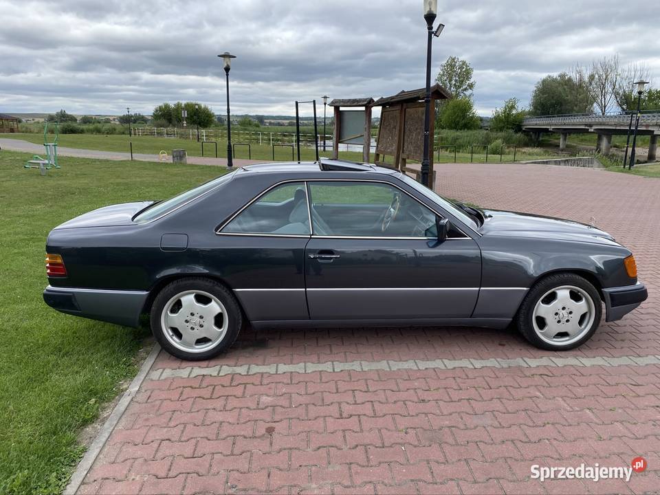 Mercedes Benz 230 ce garażowany Chroberz