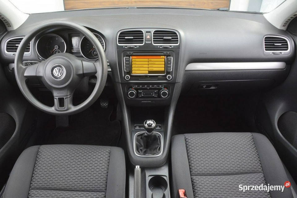 Volkswagen Golf 16TDI nawigacja gwarancja serwisowany w ASO podkarpackie