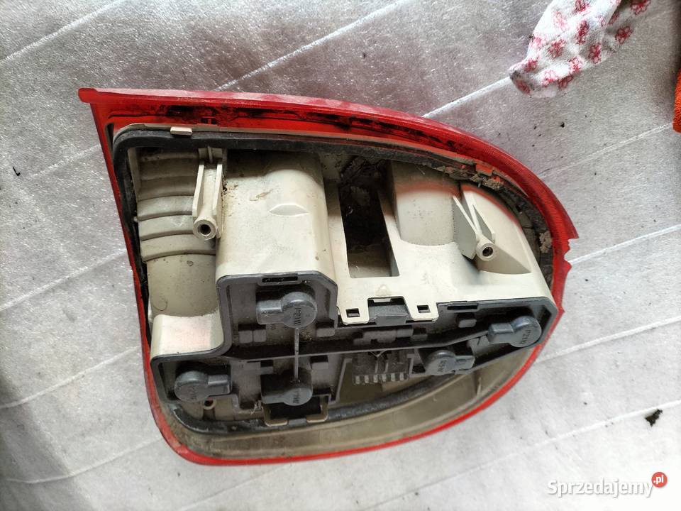 Lampa lewa tylna tył Opel Corsa B 3D Części Kamień-Kolonia