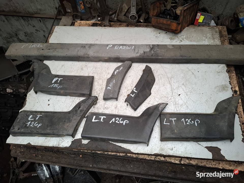 FIAT 126p Maluch listwa drzwi błotnika Listwy i nakładki sprzedam