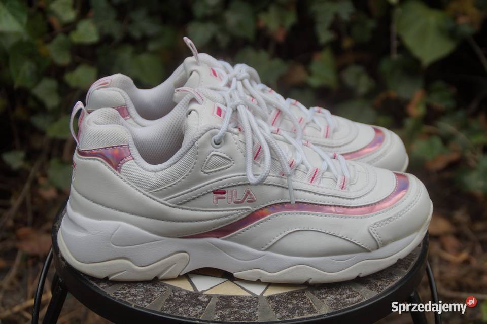 Fila 395 inna
