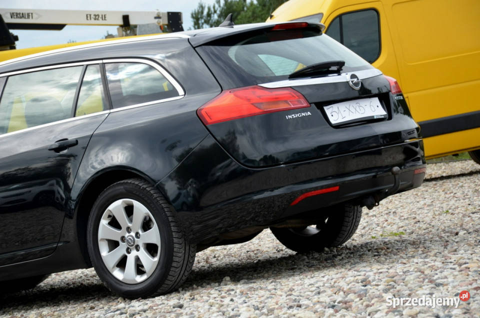 Opel Insignia Czarna Super Stan 14T 140 Serwis ABS Kutno