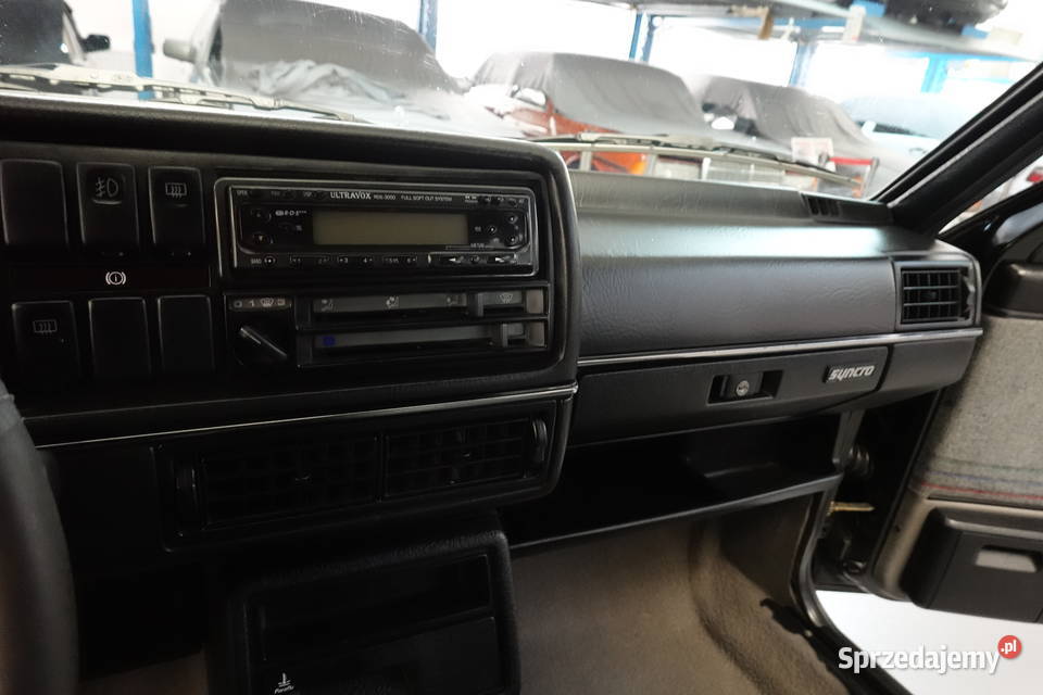 VW Golf II Country 4x4 18 benz oryginał nie radio Zgierz