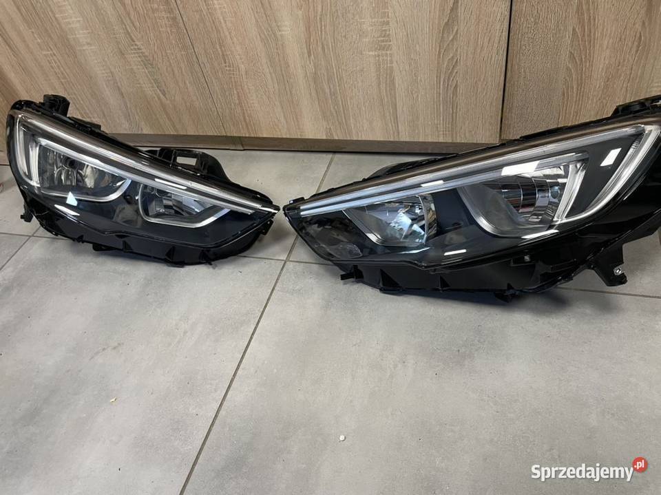 Opel Insignia b lift reflektor przód nowy Motycz