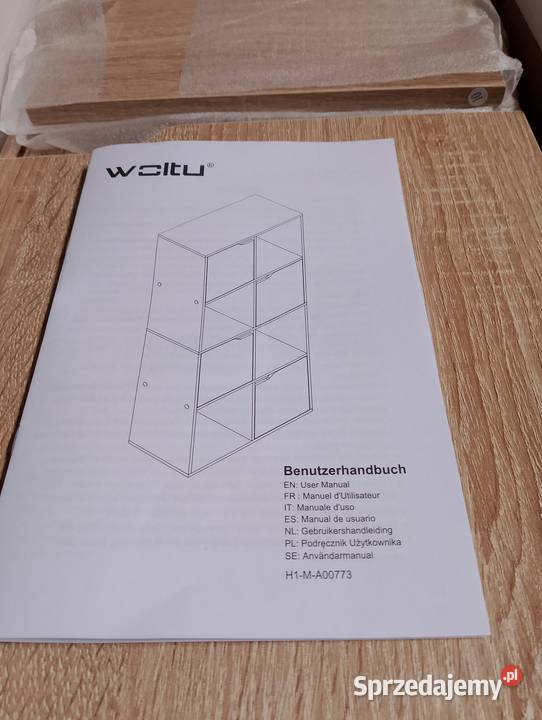 Regał na książki Brzeziny