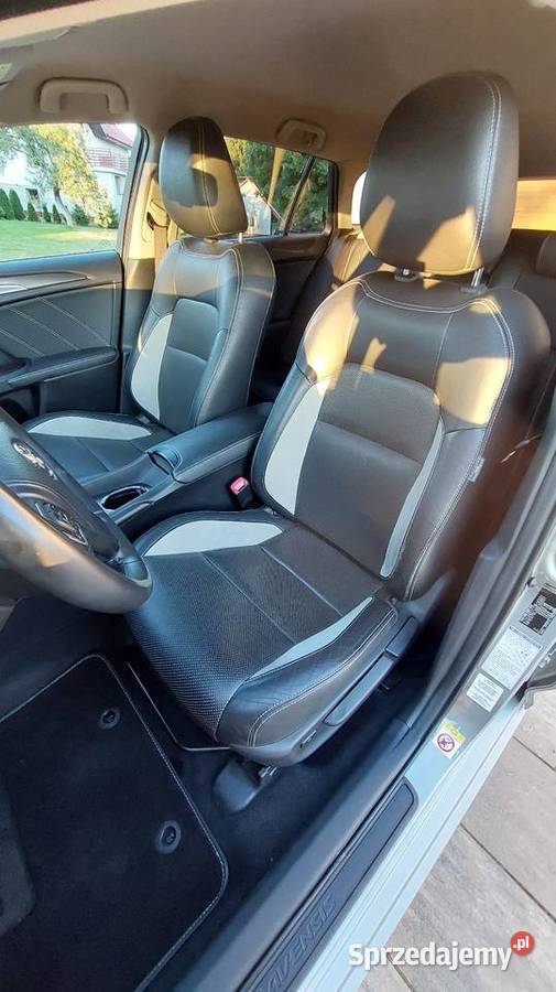 Toyota Avensis 18 benzyna manual stan małopolskie Niedomice