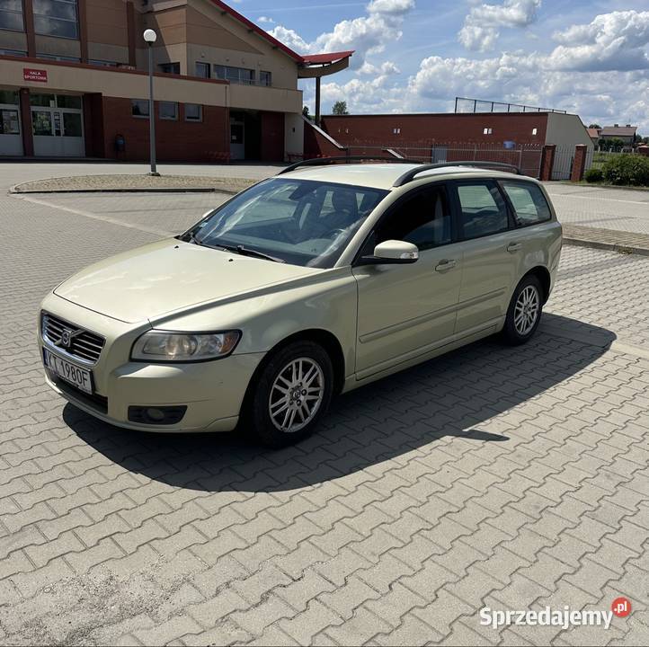Volvo v50 16 diesel 2007r Strzegocice