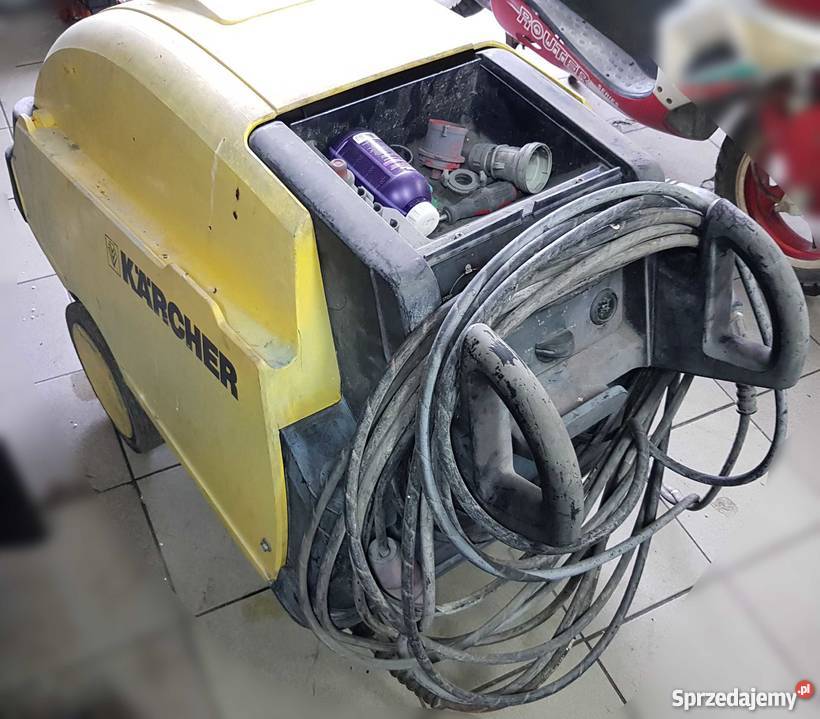 Myjka KARCHER HDS 695 podkarpackie