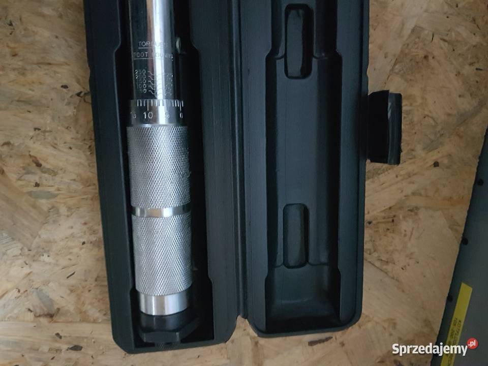 KLUCZ DYNAMOMETRYCZNY 12 cala 640 mm 35300 NM