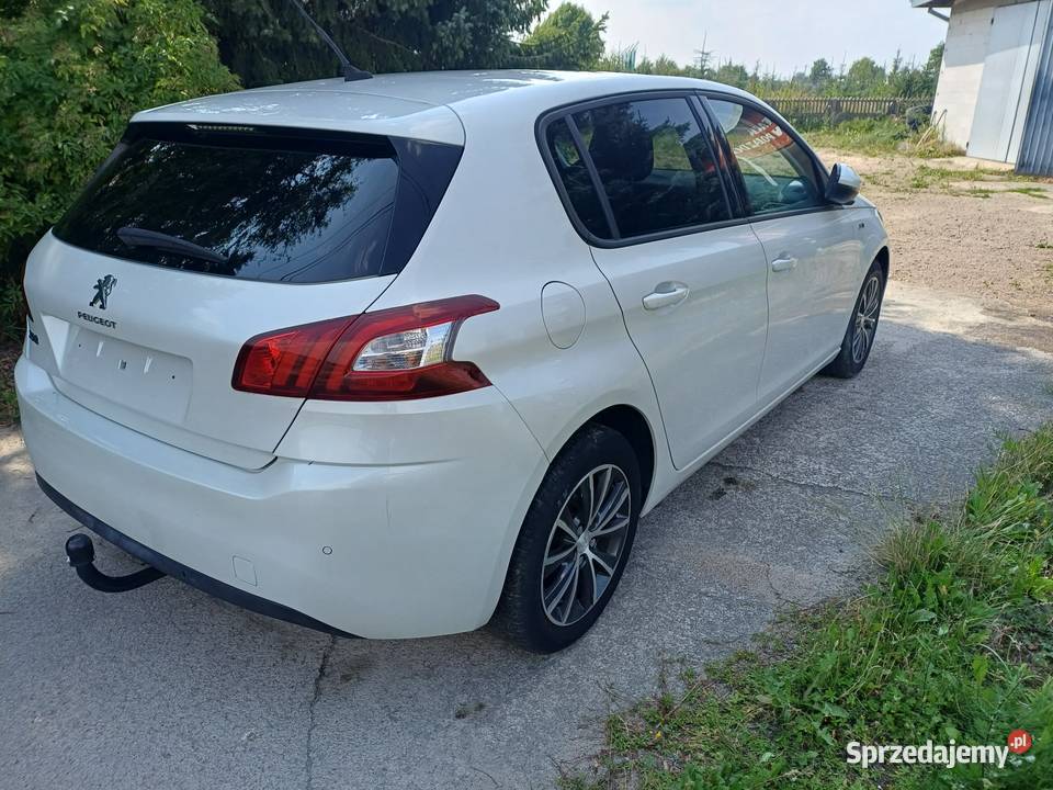 Peugeot 308 12 benzyna 110 Pacyna