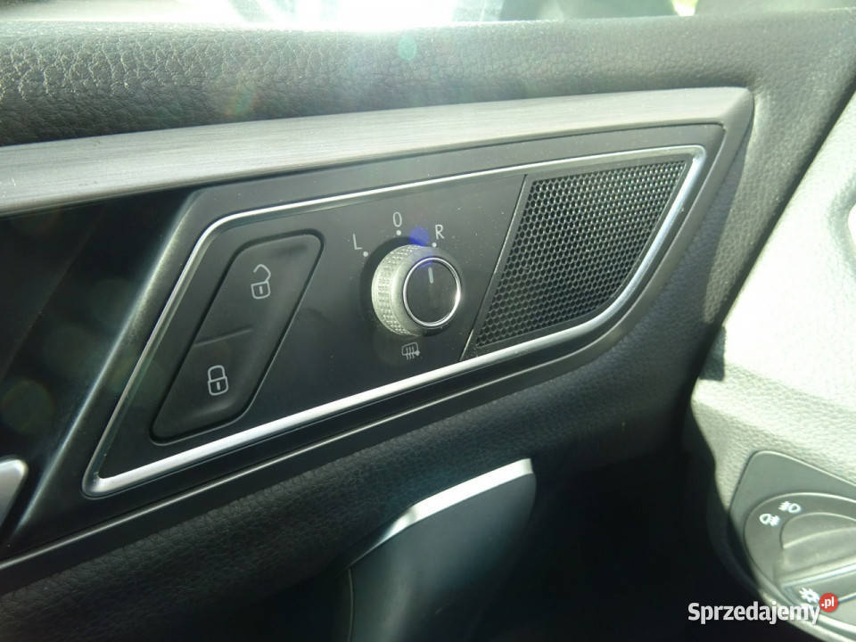 Volkswagen Golf Sportsvan 16 TDI 110 Highline 1598cm3 Łódź