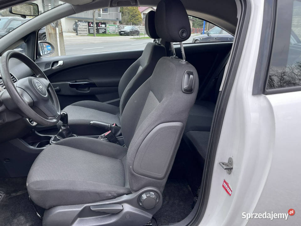 Opel Corsa 10 Z Niemiec Stan BeZ Oznak Korozji serwisowany w ASO Częstochowa sprzedam