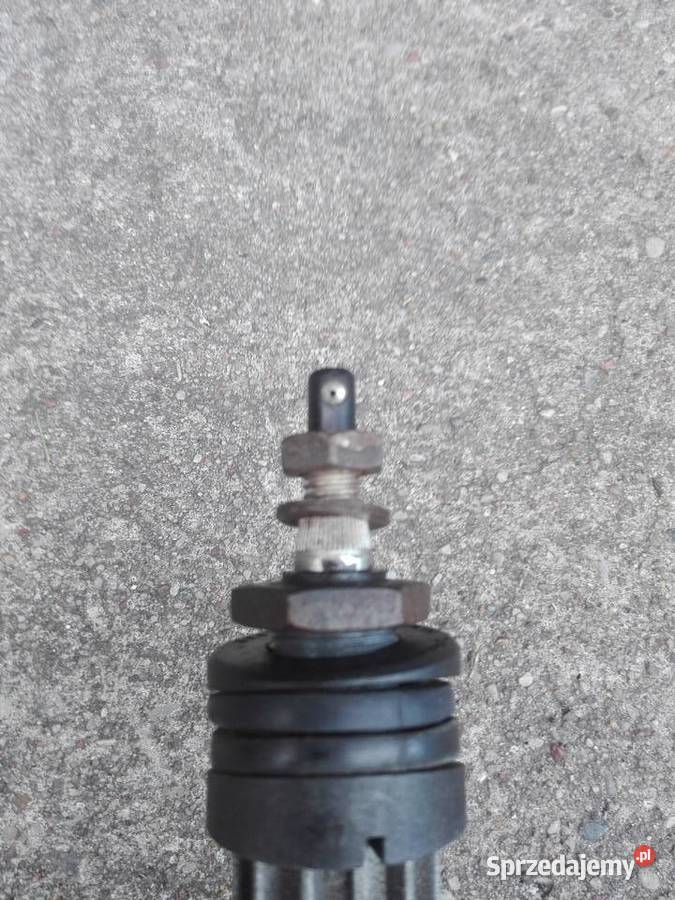 Silniczek tylnej wycieraczki seat ibiza