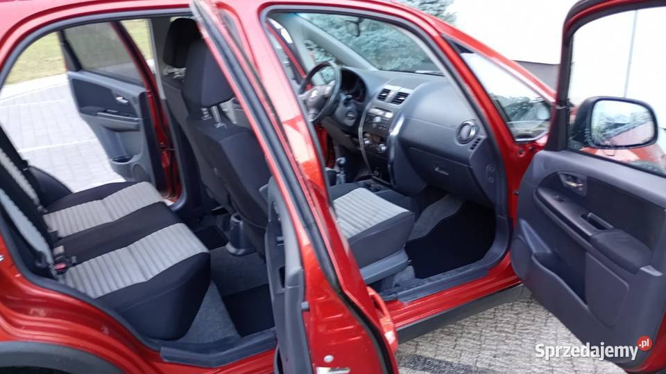 Suzuki SX4 16i ceglasty metalik 10r gniazdo USB pomorskie