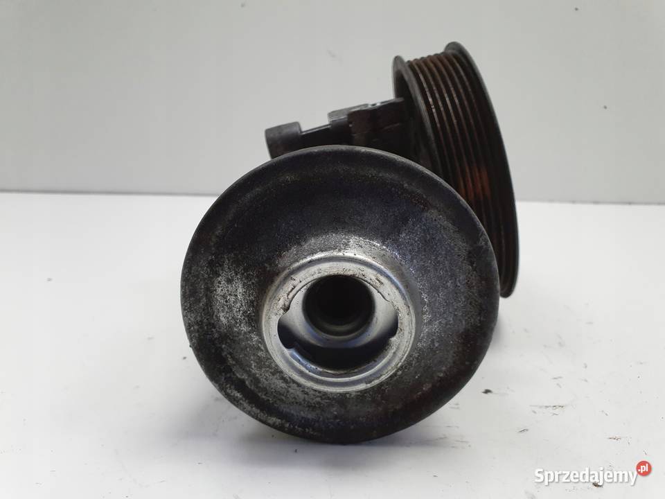 Toyota Avensis T25 20 D4D POMPA WSPOMAGANIA osobowe Pompy wspomagania Chełm