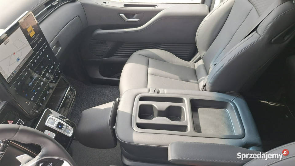 Hyundai Staria Smart Vip 16 TGDI HEV 6AT 2WD 225 ASR (kontrola trakcji) Ostrołęka