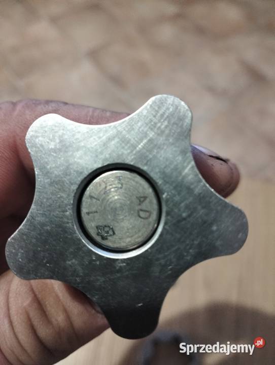 Sprzedam pompę oleju skrzyni do scania Iława sprzedam