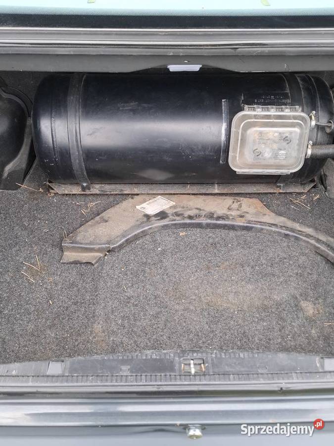 Sprzedam mercedesa w 124 20 b g Zamość sprzedam