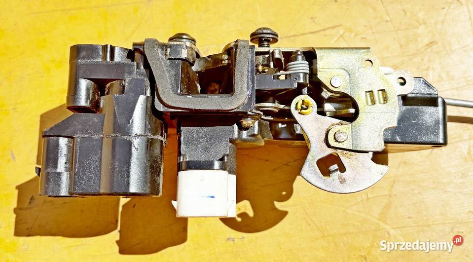 OPEL FRONTERA B ZAMEK DRZWI PRAWY PRZÓD 16639860 Radom