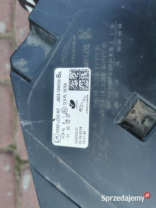 LAMPA LEWA REFLEKTOR LED X590 J9D313W030BA Oświetlenie