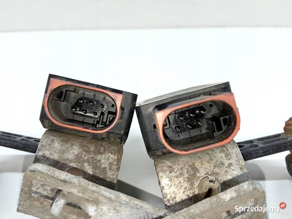 CZUJNIK SENSOR POZIOMOWANIA ŚWIATEŁ 6861351 Bmw