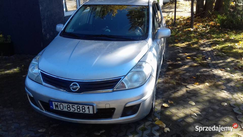 Nissan Tiida 162012 Tiida