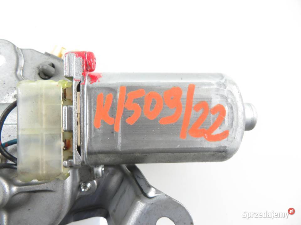 SILNICZEK WYCIERACZKI TYŁ MAZDA 5 8496000280