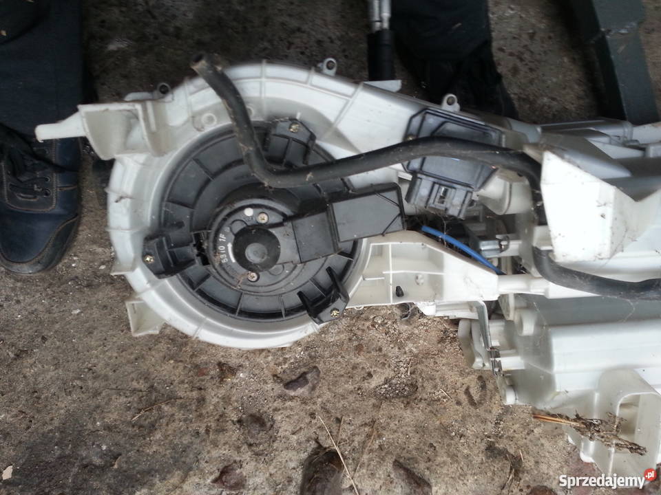 TOYOTA LAND CRUISER 120 DMUCHAWA NAGRZEWNICA