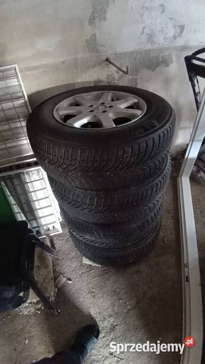 Opony z felgami Mercedes Opony podkarpackie Rzemień sprzedam
