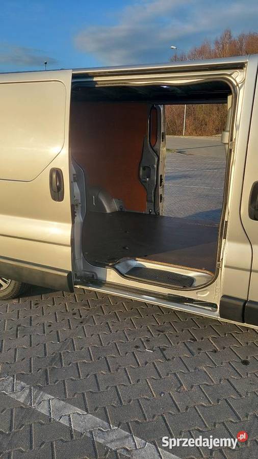 Opel Vivaro 2xdrzwi klima 20 super stan nawigacja GPS świętokrzyskie