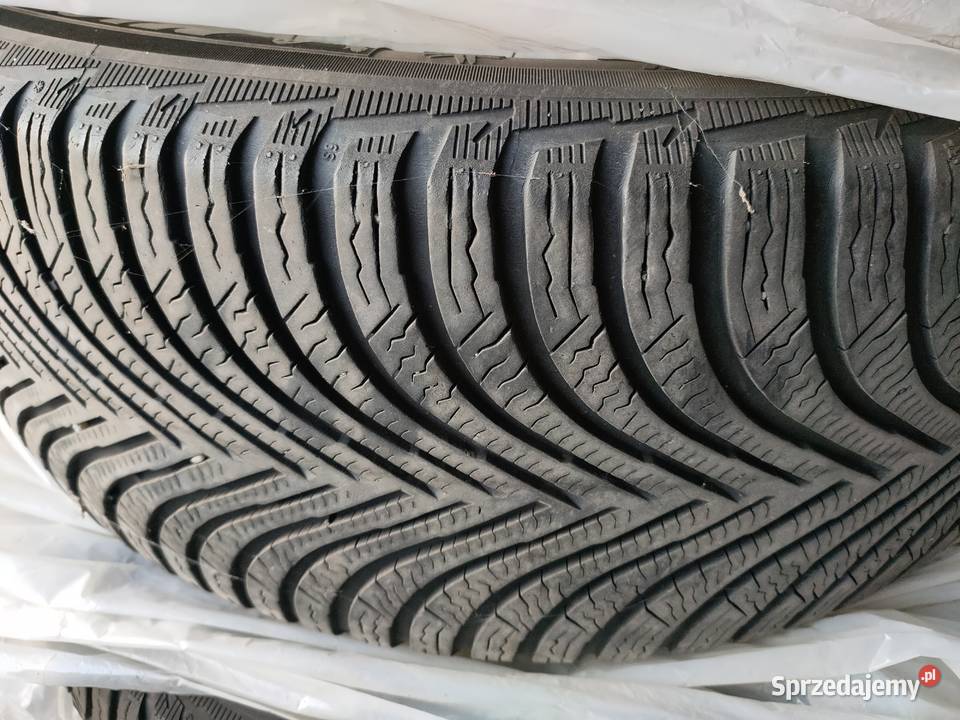 Opony zimowe Mochelin 225 50 17 6mm Kocmyrzów sprzedam