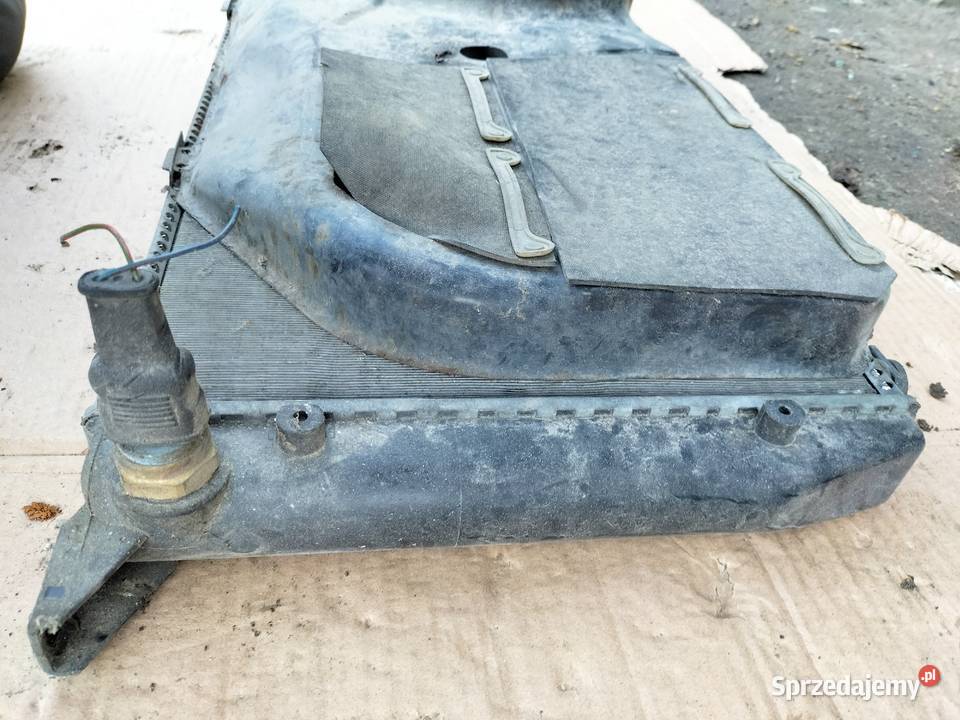 AUDI 80 B4 80B4 20 CHŁODNICA WODY WENTYLATOR osobowe Części samochodowe lubelskie Kamień-Kolonia